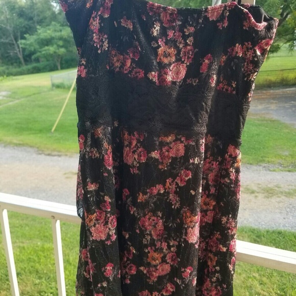 Deb Floral Dress Size Small NEW WITH SKU TAG - Picture 2 of 8